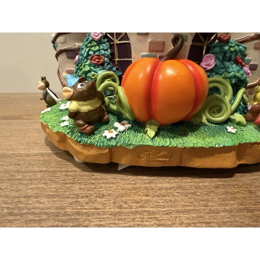 Disney Parks Princess Castle Snow Globe Cinderella Snow White Aurora Music Box